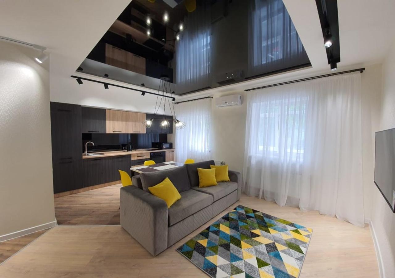 New Lux Apartment 2020 Харків Екстер'єр фото